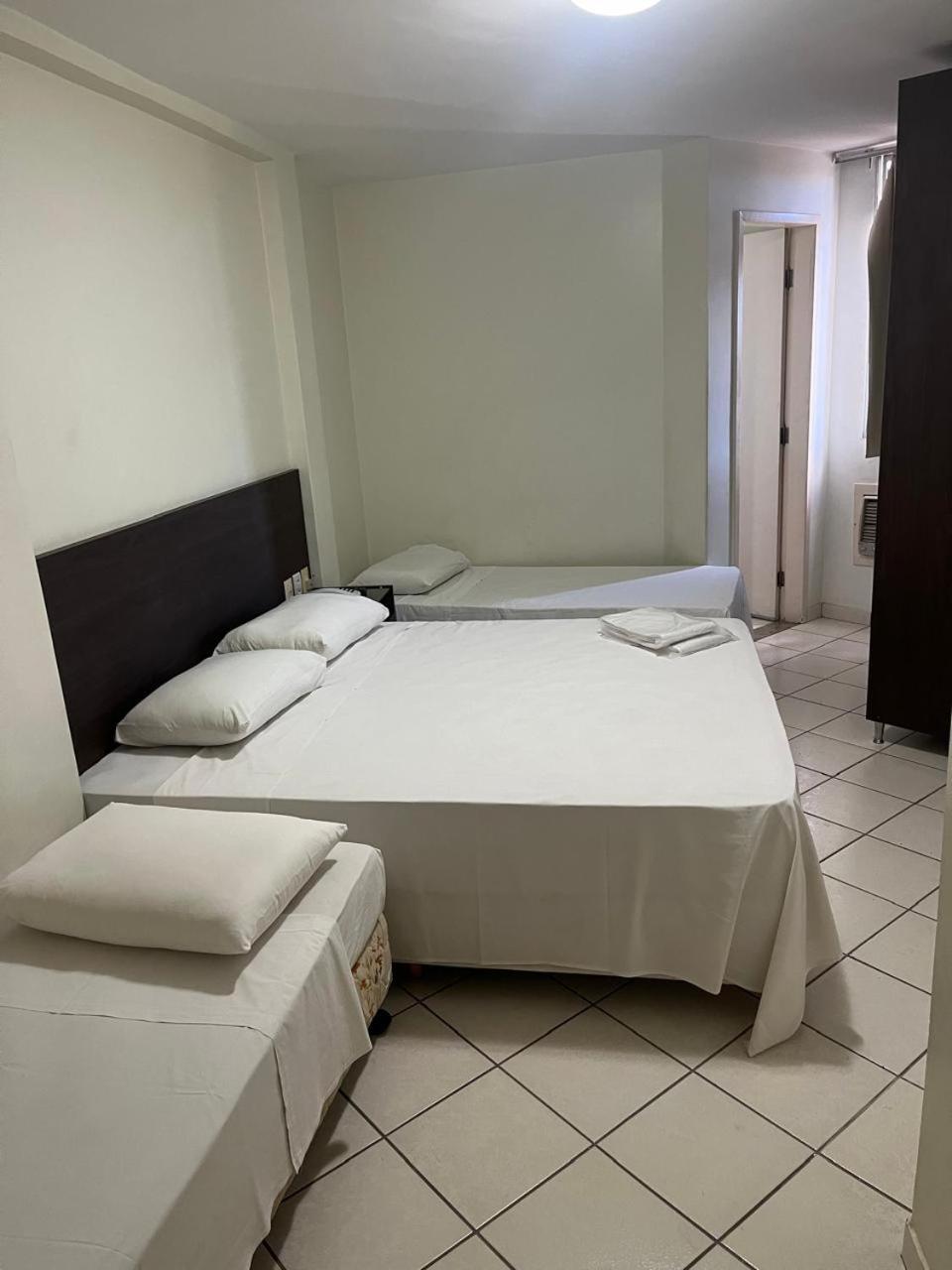 Rametta Hotel Montes Claros Exteriör bild