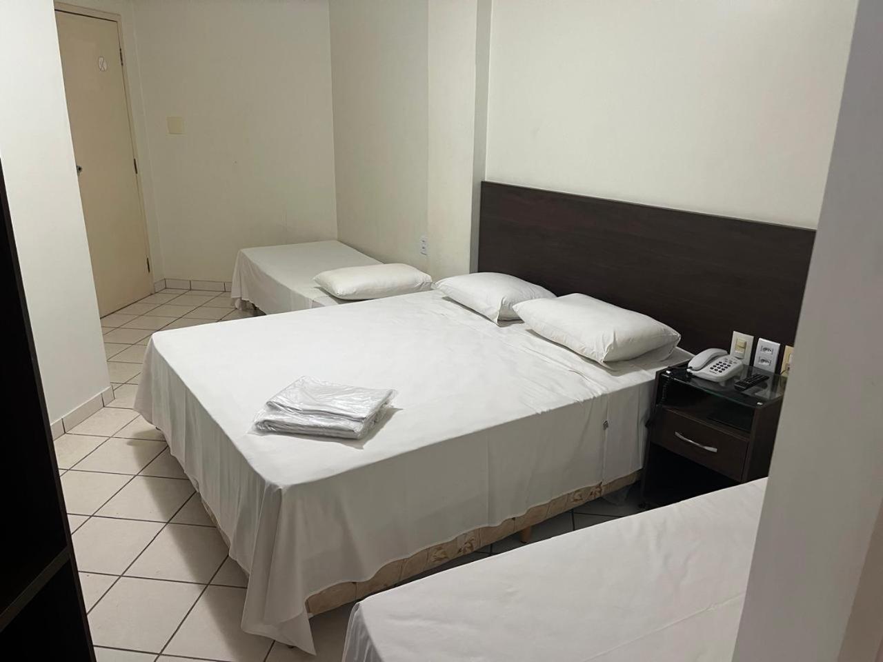 Rametta Hotel Montes Claros Exteriör bild
