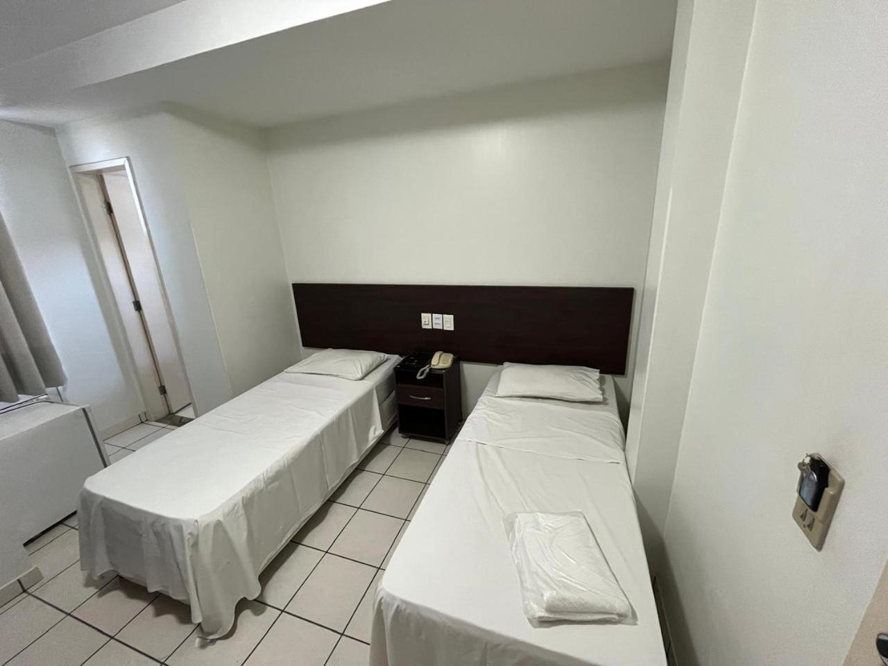 Rametta Hotel Montes Claros Exteriör bild