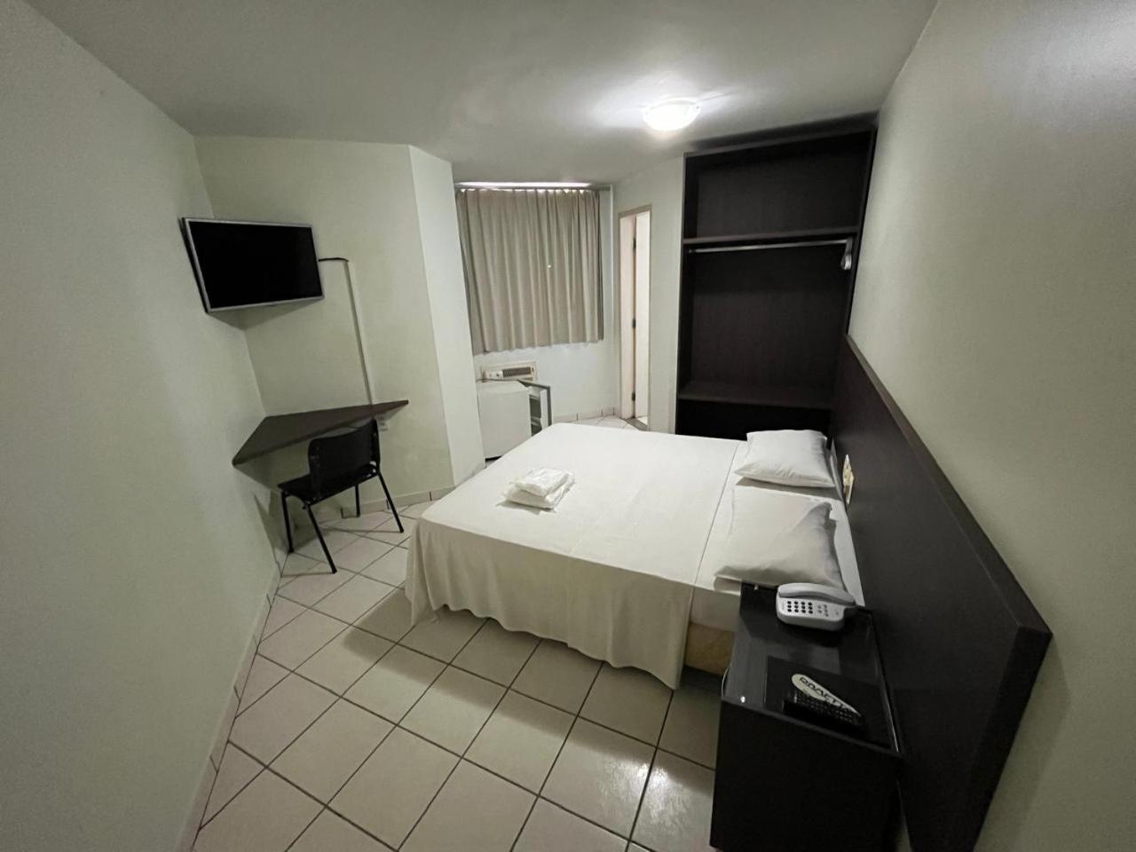 Rametta Hotel Montes Claros Exteriör bild