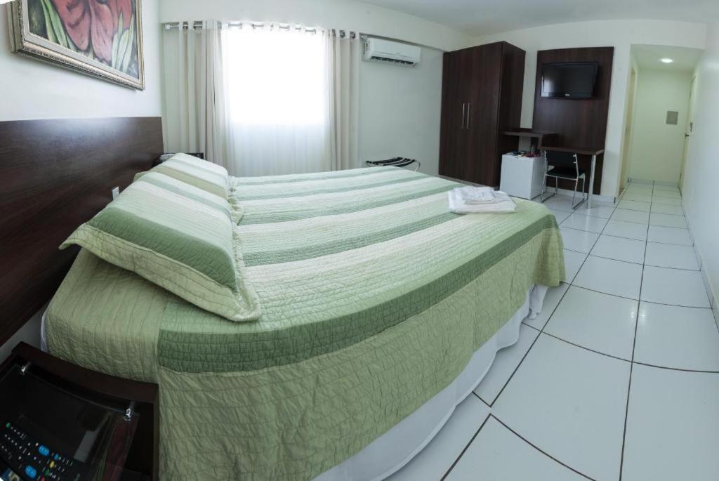 Rametta Hotel Montes Claros Exteriör bild